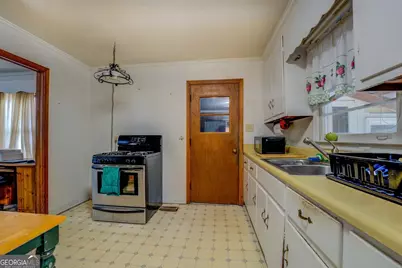 908 Nelson Street, Jackson, GA 30233 - Photo 11