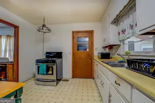 908 Nelson St, Jackson, GA 30233 - Photo 11