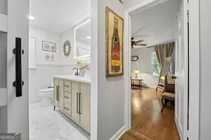 747 Starlight Ct, Atlanta, GA 30342 - Photo 17