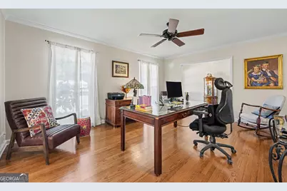 747 Starlight Court, Atlanta, GA 30342 - Photo 7