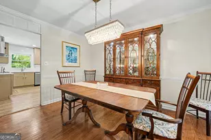747 Starlight Ct, Atlanta, GA 30342 - Photo 9