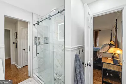 747 Starlight Court, Atlanta, GA 30342 - Photo 19