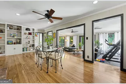 747 Starlight Court, Atlanta, GA 30342 - Photo 15