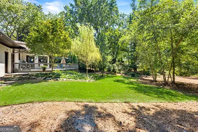 747 Starlight Court, Atlanta, GA 30342 - Photo 5