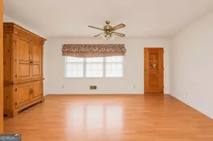 540 Freeman St, Jackson, GA 30233 - Photo 5
