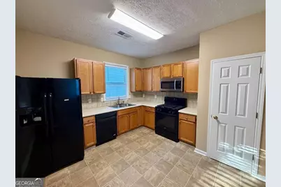 7312 Taloga Lane, Union City, GA 30291 - Photo 9