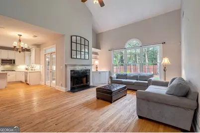 1778 Emory Ridge Drive, Atlanta, GA 30329 - Photo 7