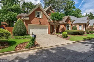 1778 Emory Ridge Dr, Atlanta, GA 30329 - Photo 3