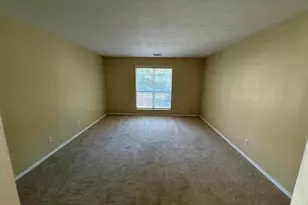5528 Mountain Springs Cir, Stone Mountain, GA 30088 - Photo 7