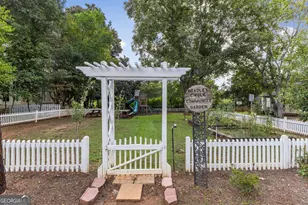2910 Bradley Cir, Columbus, GA 31904 - Photo 3