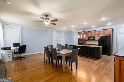 303 Vantage Drive, Jefferson, GA 30549 - Photo 9