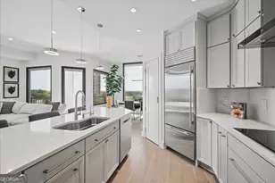 2828 Peachtree Rd NW, Atlanta, GA 30305 - Photo 27