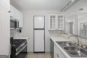 2210 River Heights Ct SE, Marietta, GA 30067 - Photo 19