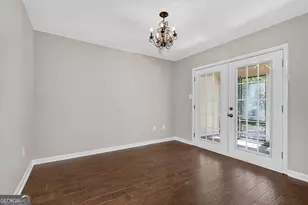 401 N Cromwell Rd, Savannah, GA 31410 - Photo 25
