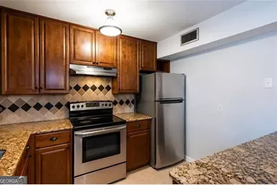 14 Cantey Place NW, Atlanta, GA 30327 - Photo 3