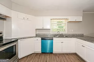 3136 Gay Dr, Decatur, GA 30032 - Photo 7