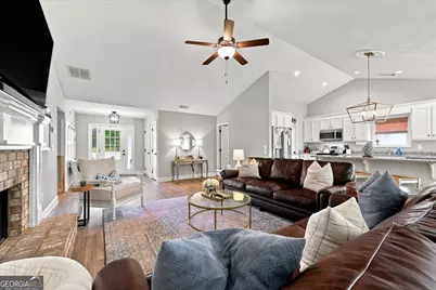 276 Kinsley Way, Statham, GA 30666 - Photo 13