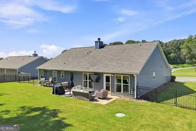 276 Kinsley Way, Statham, GA 30666 - Photo 37