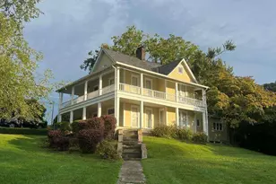 190 McKinney St, Blue Ridge, GA 30513 - Photo 1