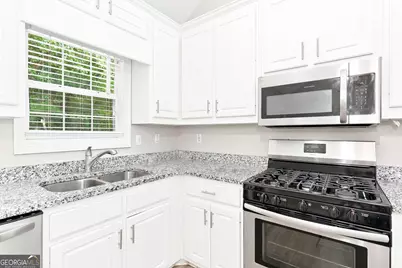 4876 Hunt Club Drive, Flowery Branch, GA 30542 - Photo 7