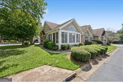 1862 Kolb Farm Circle SW, Marietta, GA 30008 - Photo 3