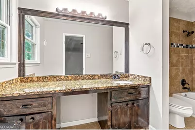 2324 Sussex Court, Snellville, GA 30078 - Photo 31