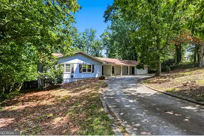 2324 Sussex Court, Snellville, GA 30078 - Photo 3