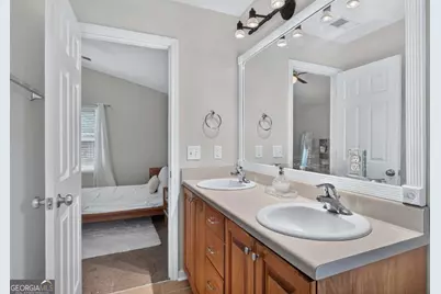 137 Spring Lakes Drive, Savannah, GA 31407 - Photo 15