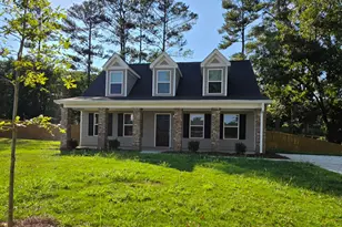 111 Charlotte Cir, Statham, GA 30666 - Photo 1
