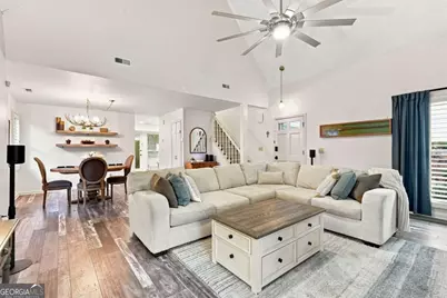 414 Roswell Green Lane, Roswell, GA 30075 - Photo 5