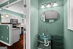 1079 Sims St SW, Atlanta, GA 30310 - Photo 11