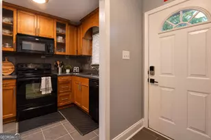 1055 Baxter St, Athens, GA 30606 - Photo 3