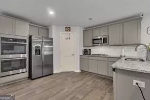 706 Windstream Dr, Lagrange, GA 30241 - Photo 9