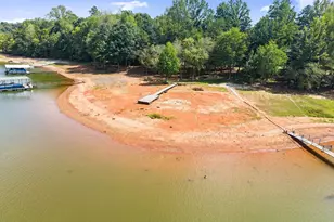 302 Normandy Trail, Lavonia, GA 30553 - Photo 27