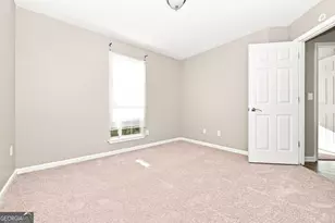3924 Old Ivy Ct, Ellenwood, GA 30294 - Photo 9