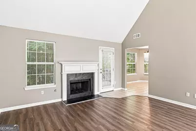 6258 Lakeview Court, Rex, GA 30273 - Photo 3