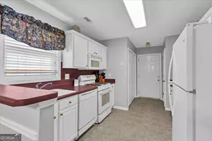 3452 Salem Cove Trail SE, Conyers, GA 30013 - Photo 5