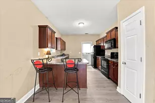 215 Hallie Ln, Macon, GA 31211 - Photo 7