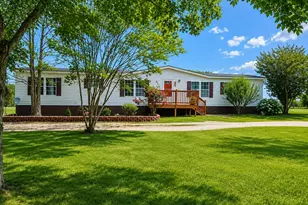 383 Jones Rd, Milner, GA 30257 - Photo 1
