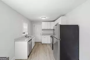 327 Addington St SW, Atlanta, GA 30310 - Photo 5
