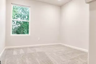 5428 Biltmore Dr, Atlanta, GA 30349 - Photo 21