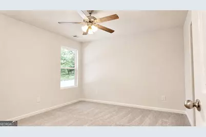 5455 Biltmore Drive, Atlanta, GA 30349 - Photo 11