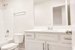 5440 Biltmore Dr, Atlanta, GA 30349 - Photo 19
