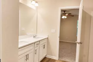 5440 Biltmore Dr, Atlanta, GA 30349 - Photo 13
