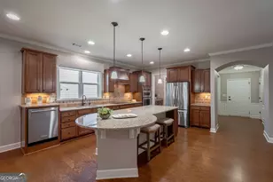 1031 Creekwood Pl, Greensboro, GA 30642 - Photo 7