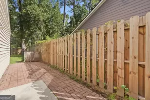 2 E White Hawthorne Dr, Savannah, GA 31419 - Photo 29