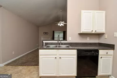 4747 Bob White Run, Lithonia, GA 30038 - Photo 9