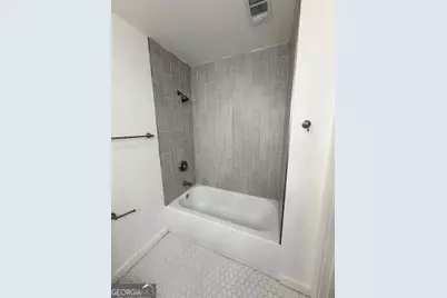 411 W Pine Street, Swainsboro, GA 30401 - Photo 13