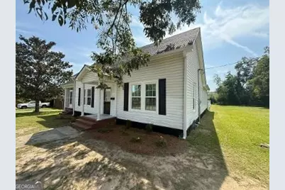 411 W Pine Street, Swainsboro, GA 30401 - Photo 21