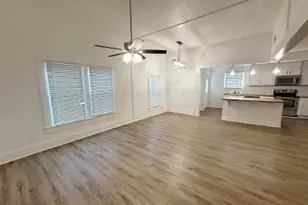 411 W Pine St, Swainsboro, GA 30401 - Photo 9